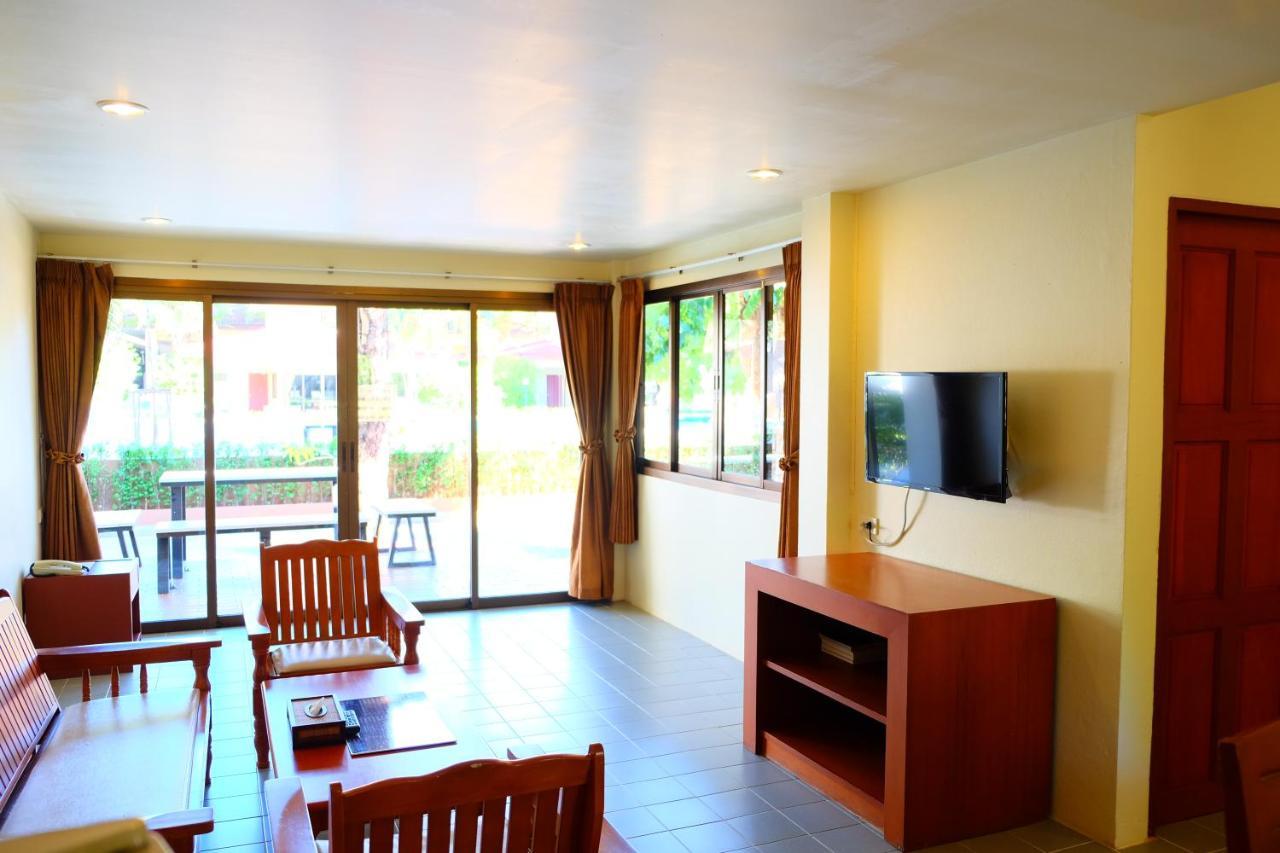 New Travel Beach Hotel & Resort Chao Lao Beach Exterior foto