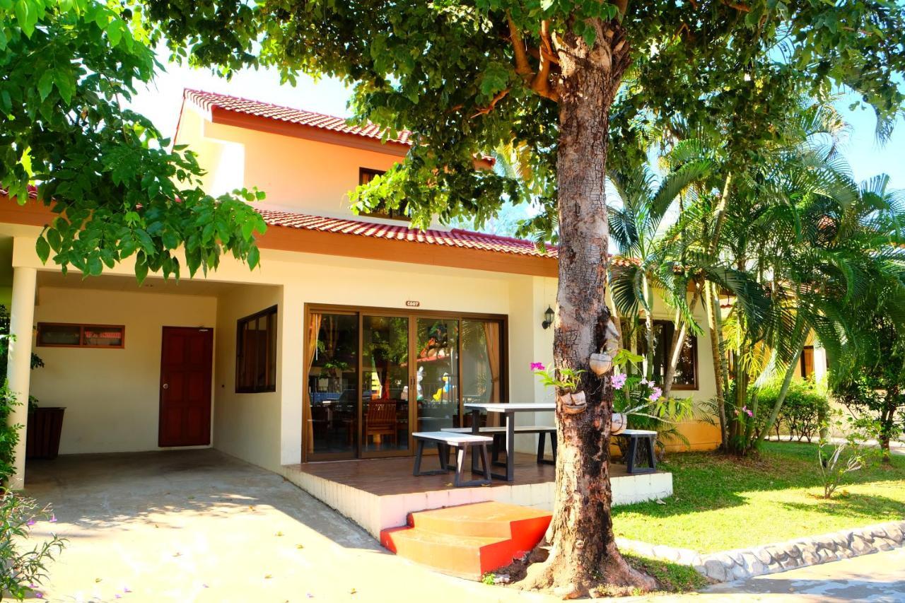 New Travel Beach Hotel & Resort Chao Lao Beach Exterior foto