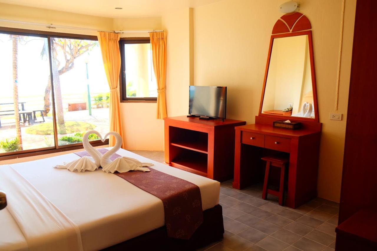 New Travel Beach Hotel & Resort Chao Lao Beach Exterior foto